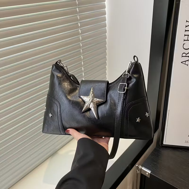 Bolso de hombro estilo punk