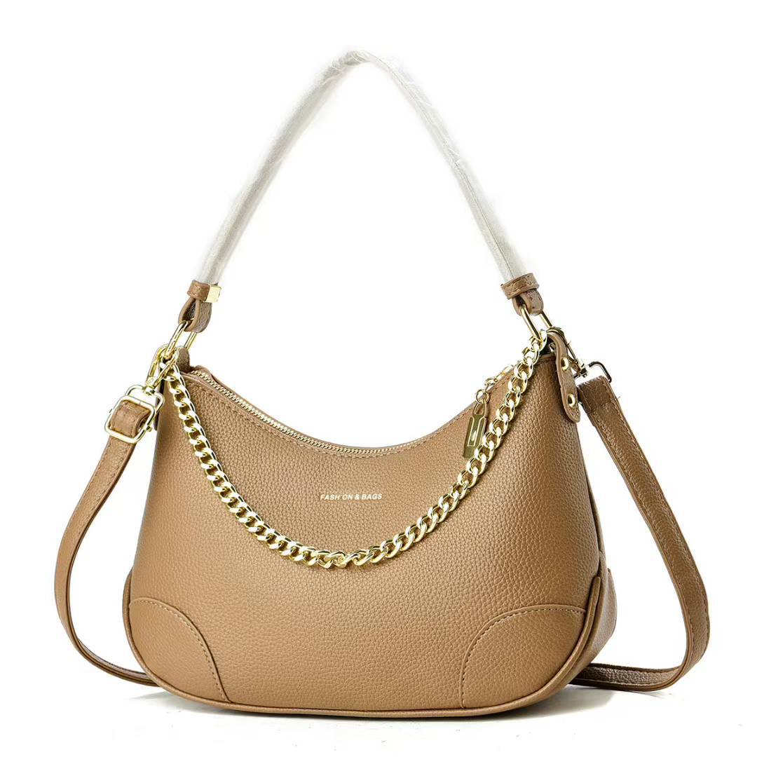 Bolso  de alta calidad con cadena decorativa