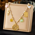 Collar con Dijes de Flor, Corazón, Cuadrado y Rueda Solar