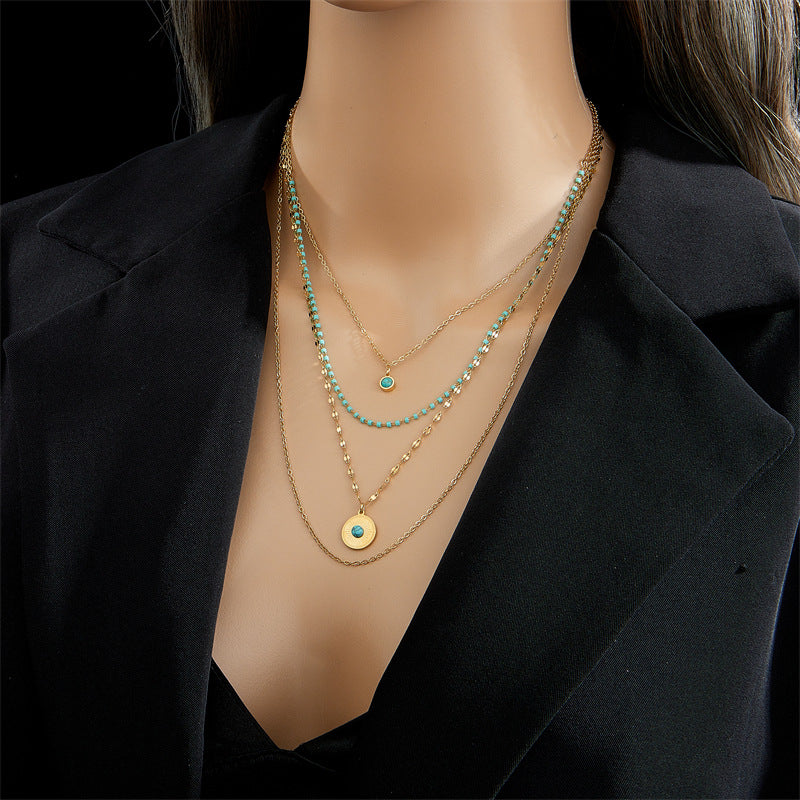 Collar con colgante en acero inoxidable y perlas
